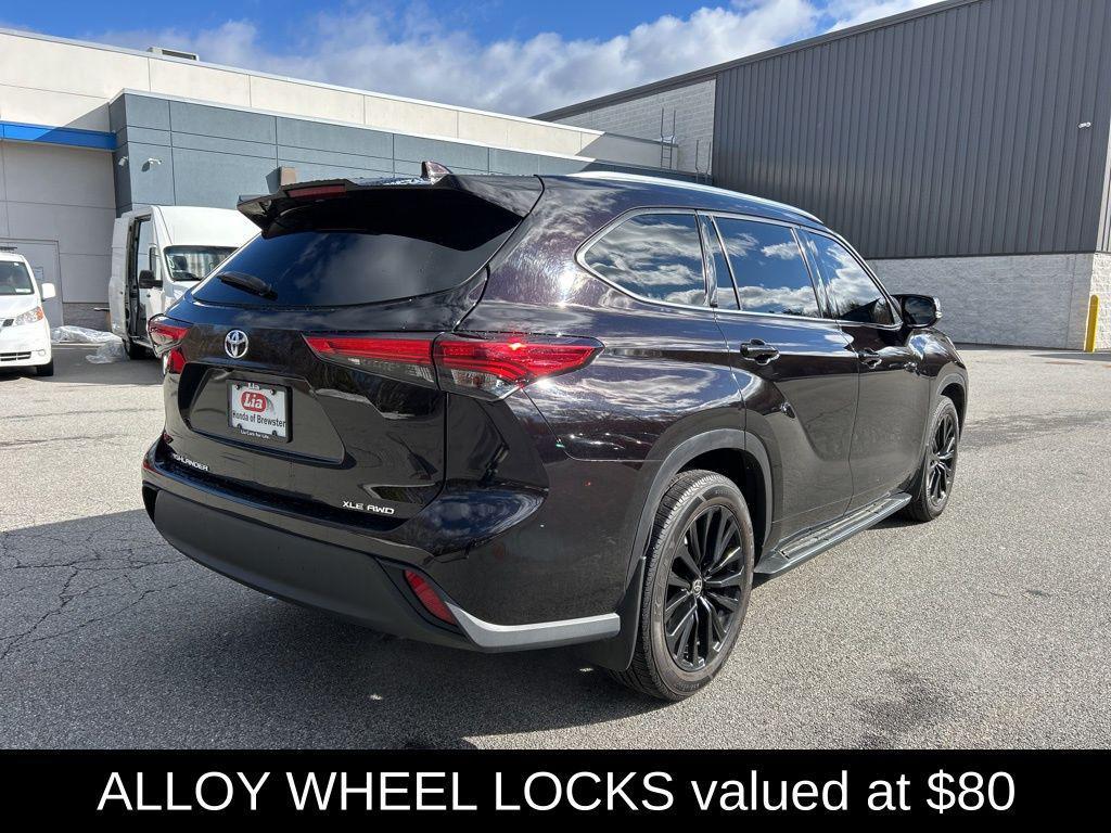 used 2020 Toyota Highlander car, priced at $22,966