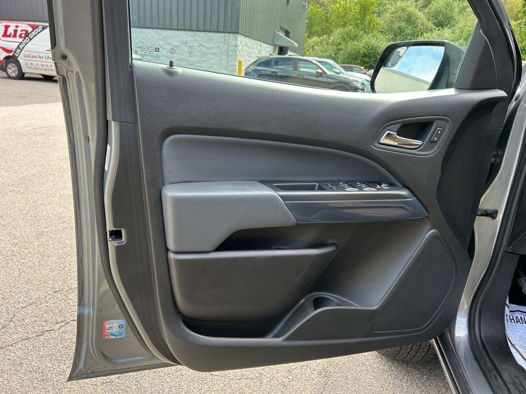 used 2022 Chevrolet Colorado car, priced at $30,388