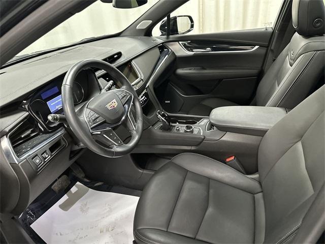 used 2023 Cadillac XT5 car, priced at $33,522