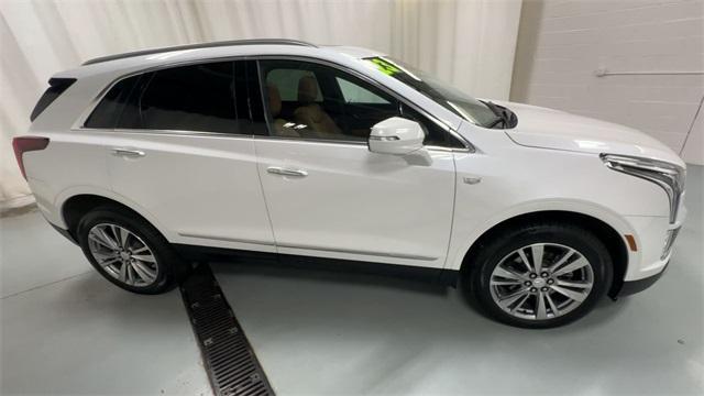 used 2023 Cadillac XT5 car, priced at $29,222