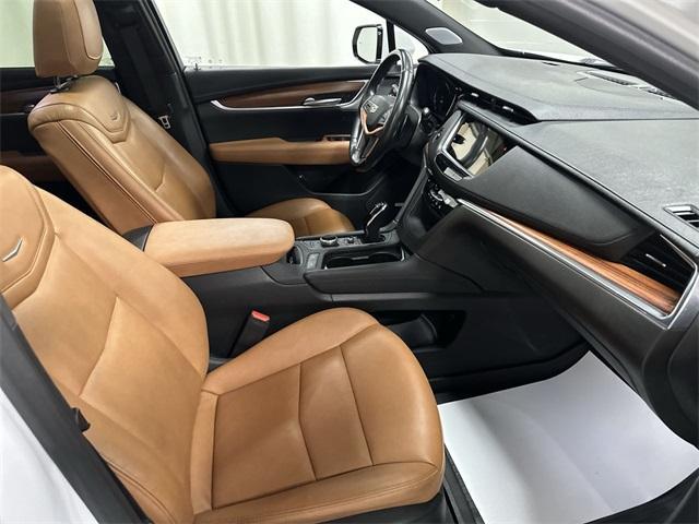 used 2023 Cadillac XT5 car, priced at $29,222