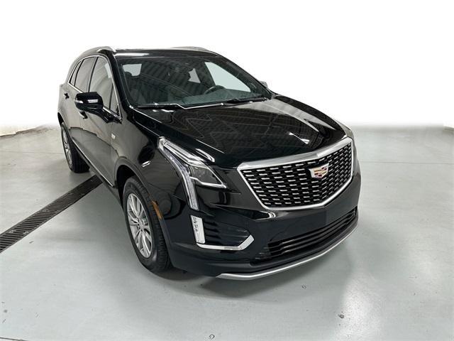 used 2023 Cadillac XT5 car, priced at $29,222