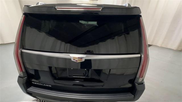 used 2019 Cadillac Escalade ESV car, priced at $32,222