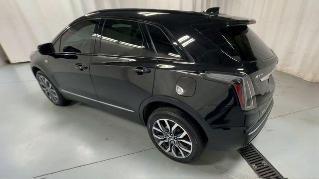 used 2023 Cadillac XT5 car, priced at $34,898