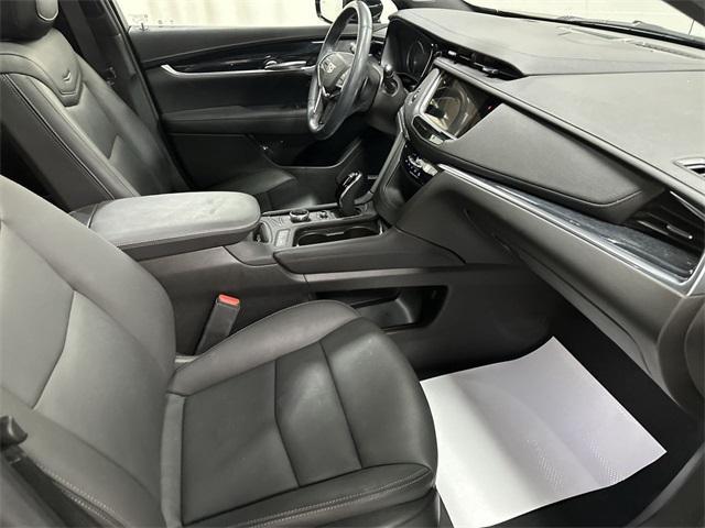used 2023 Cadillac XT5 car, priced at $32,444