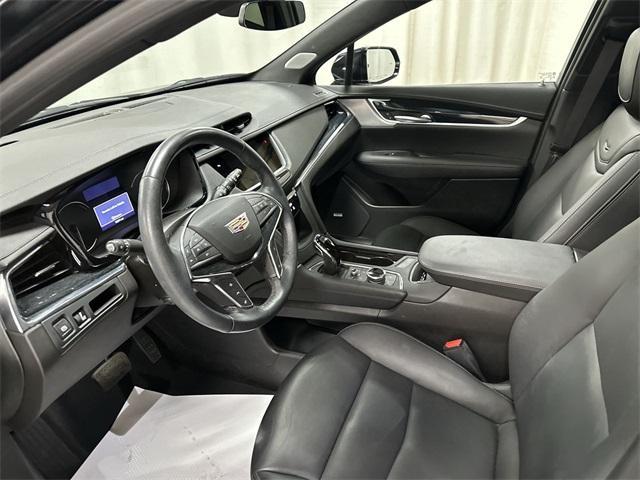 used 2023 Cadillac XT5 car, priced at $32,444