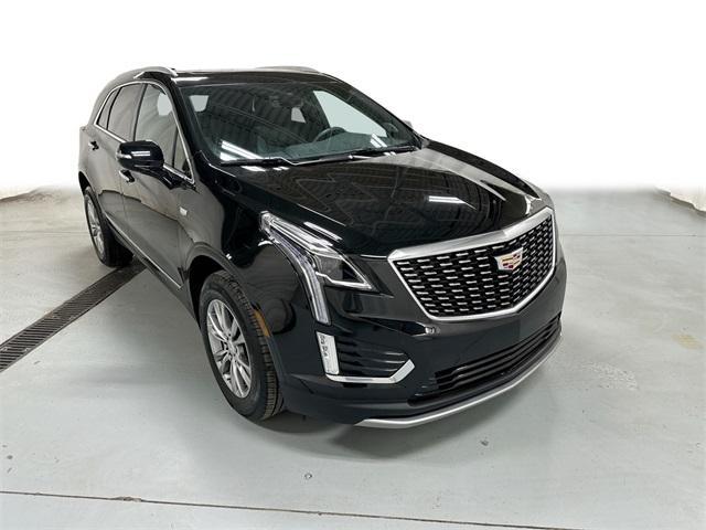 used 2023 Cadillac XT5 car, priced at $32,444