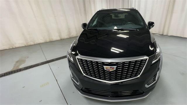 used 2023 Cadillac XT5 car, priced at $32,444