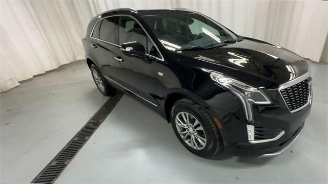 used 2023 Cadillac XT5 car, priced at $32,444