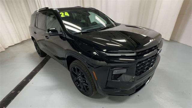 used 2024 Chevrolet Traverse car, priced at $46,777