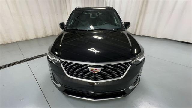 used 2025 Cadillac XT6 car, priced at $43,888