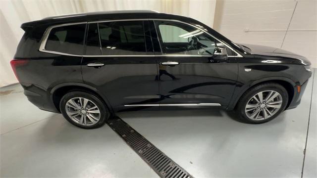 used 2025 Cadillac XT6 car, priced at $43,888