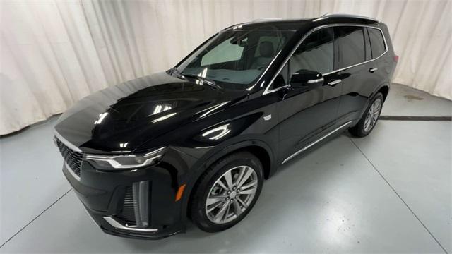 used 2025 Cadillac XT6 car, priced at $43,888