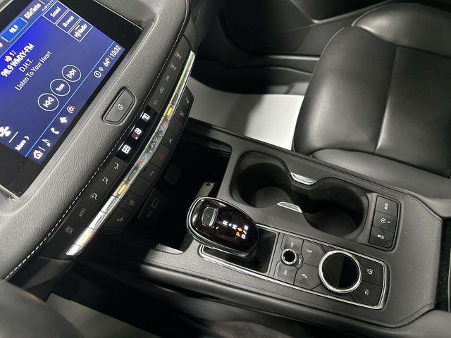 used 2022 Cadillac XT4 car, priced at $28,286