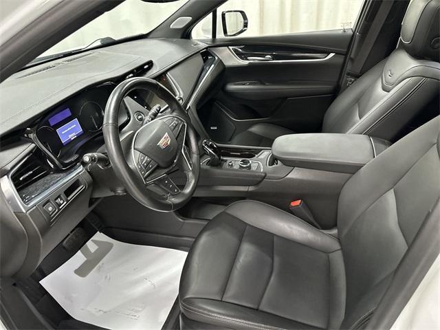 used 2023 Cadillac XT5 car, priced at $29,411
