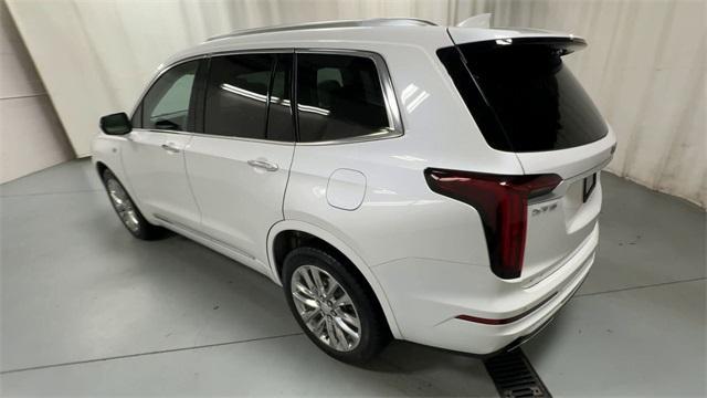 used 2023 Cadillac XT6 car, priced at $38,641