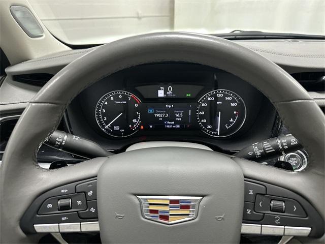 used 2023 Cadillac XT6 car, priced at $38,641