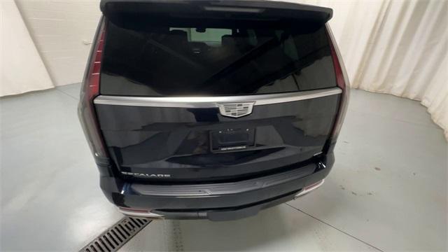 used 2021 Cadillac Escalade ESV car, priced at $51,701
