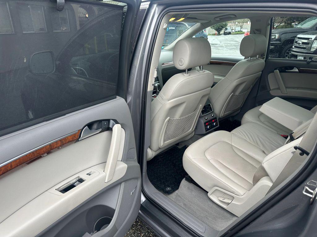 used 2014 Audi Q7 car, priced at $11,200