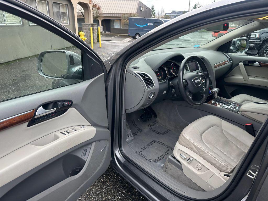 used 2014 Audi Q7 car, priced at $11,200