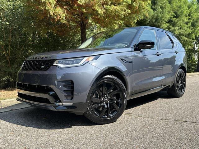 new 2025 Land Rover Discovery car, priced at $79,403
