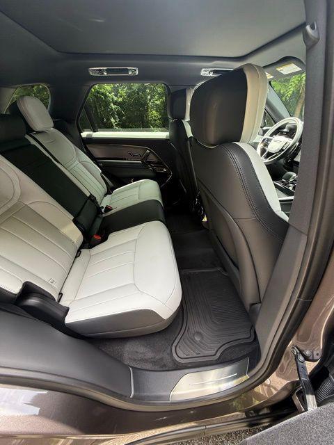 new 2025 Land Rover Range Rover Sport car, priced at $114,039