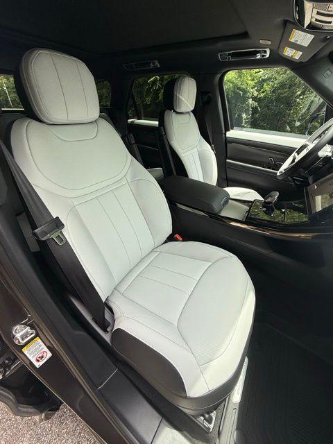 new 2025 Land Rover Range Rover Sport car, priced at $114,039