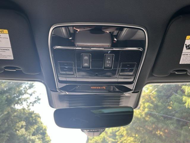 new 2025 Land Rover Range Rover car, priced at $146,375