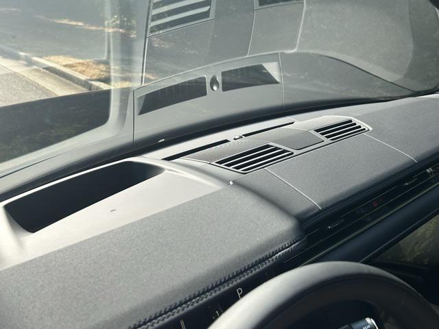 new 2025 Land Rover Range Rover car, priced at $146,375