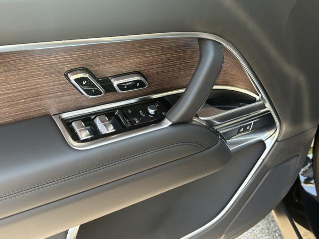 new 2025 Land Rover Range Rover car, priced at $146,375