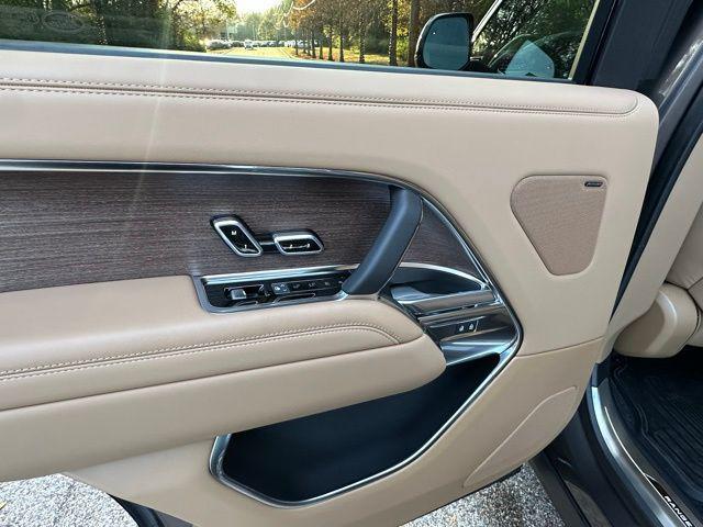 new 2025 Land Rover Range Rover car, priced at $140,640