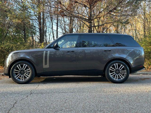 new 2025 Land Rover Range Rover car, priced at $140,640