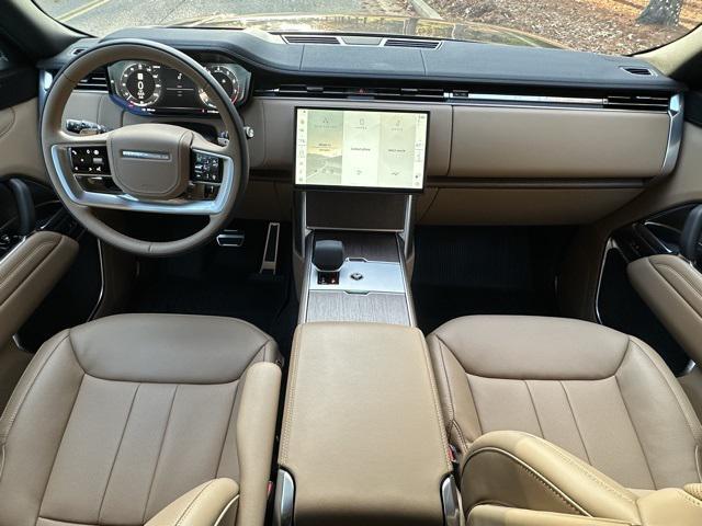 new 2025 Land Rover Range Rover car, priced at $151,505