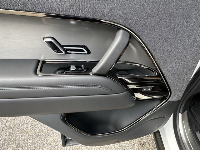 new 2025 Land Rover Range Rover Sport car, priced at $121,830