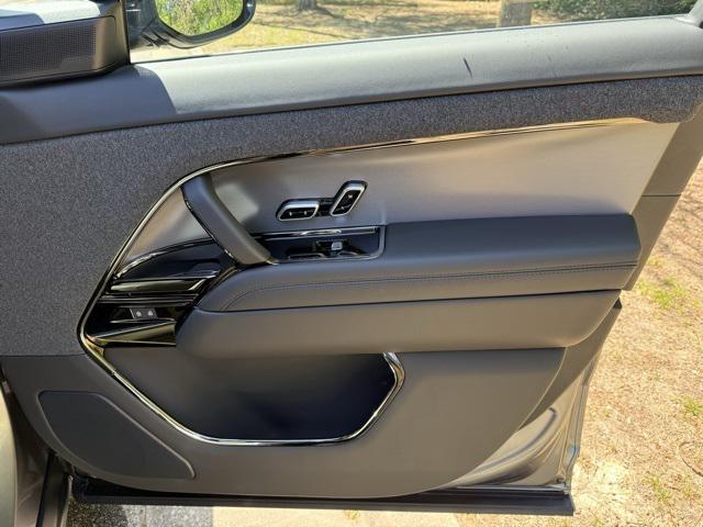 new 2025 Land Rover Range Rover Sport car, priced at $103,625