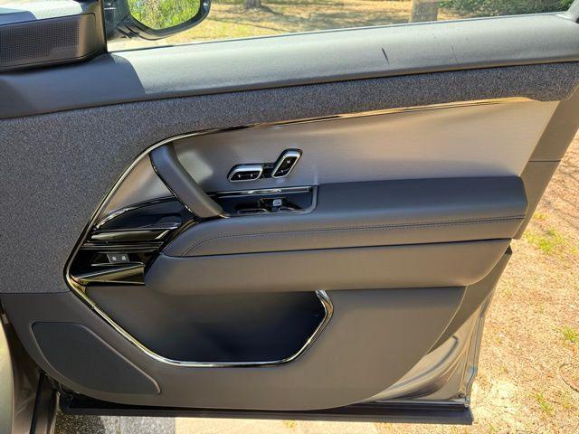 new 2025 Land Rover Range Rover Sport car, priced at $103,625