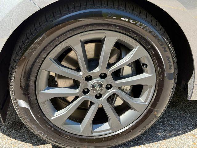 new 2025 Land Rover Range Rover Sport car, priced at $103,625