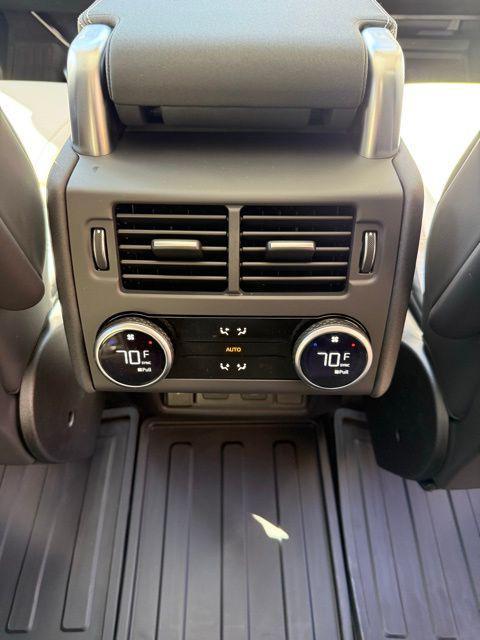 new 2026 Land Rover Discovery car, priced at $79,896