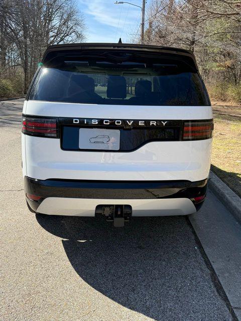 new 2026 Land Rover Discovery car, priced at $79,896