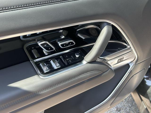 new 2025 Land Rover Range Rover car, priced at $121,705