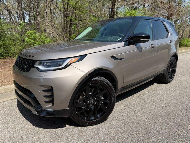 new 2025 Land Rover Discovery car, priced at $73,753