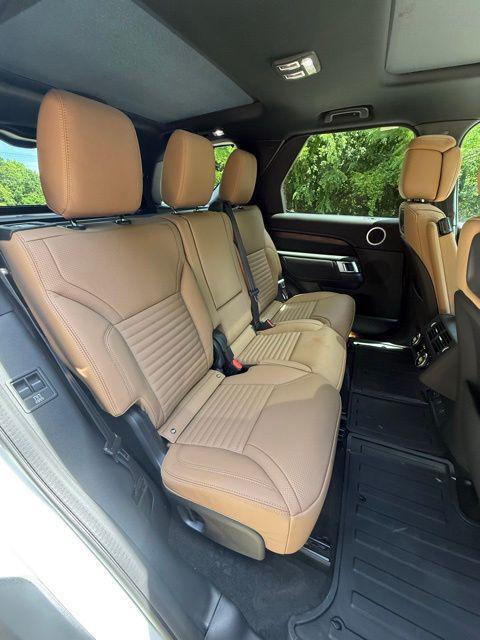 new 2026 Land Rover Discovery car, priced at $72,250