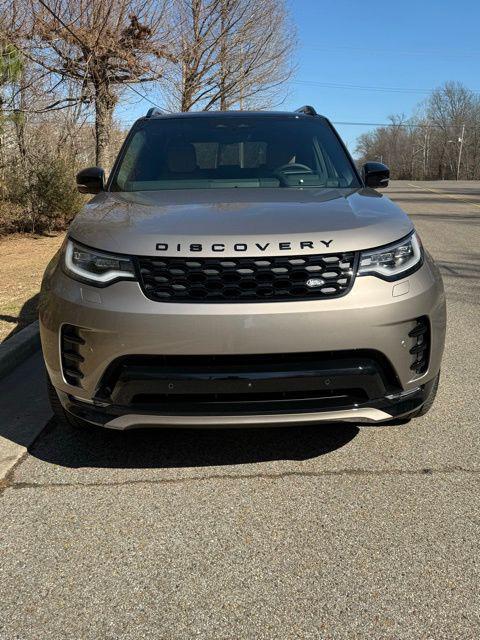 new 2026 Land Rover Discovery car, priced at $75,761