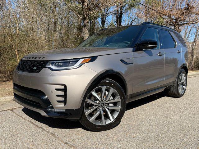 new 2026 Land Rover Discovery car, priced at $75,761