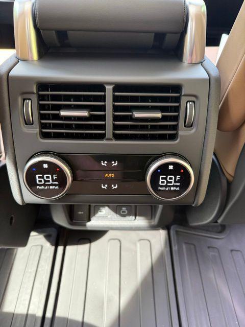 new 2026 Land Rover Discovery car, priced at $88,650