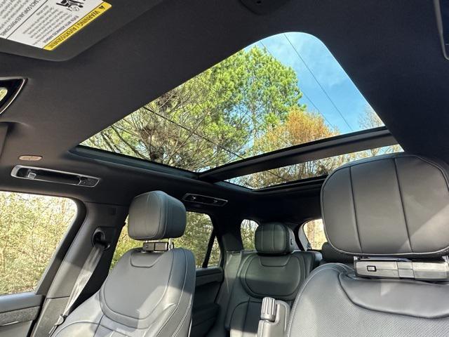 used 2025 Land Rover Range Rover Sport car, priced at $87,988