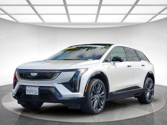 used 2025 Cadillac OPTIQ car, priced at $43,500