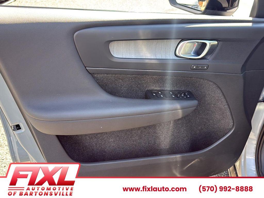 used 2024 Volvo XC40 car, priced at $28,871