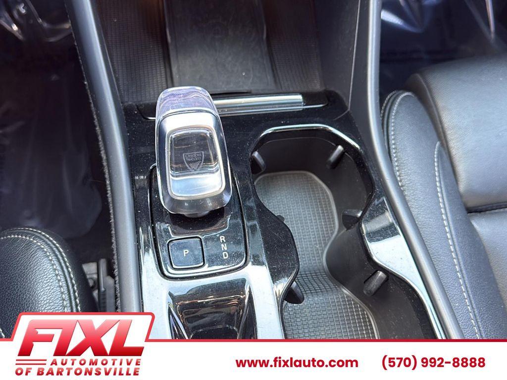 used 2024 Volvo XC40 car, priced at $28,871