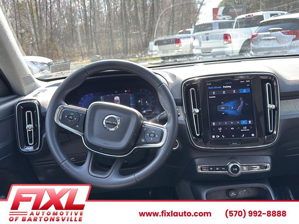 used 2024 Volvo XC40 car, priced at $28,871